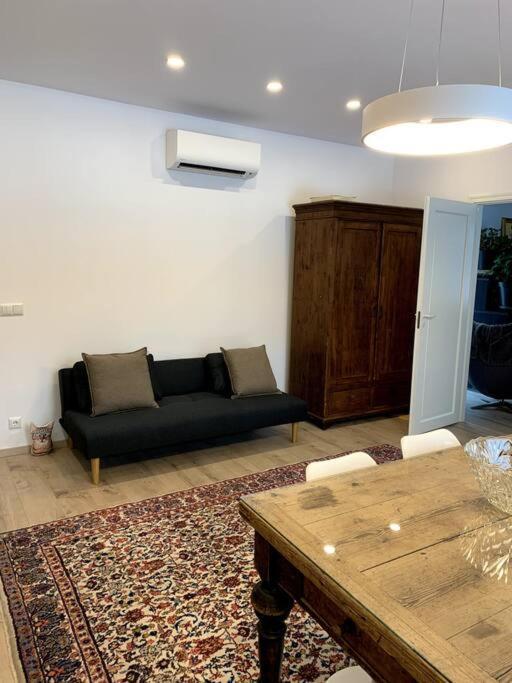 Small Cozy 3-Room House With Terrace & Large Garden Ilmandu Exterior photo